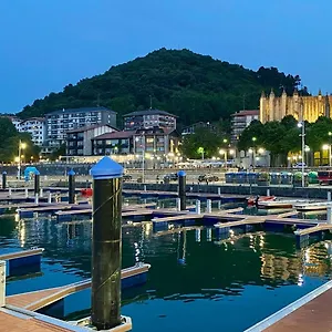 Urdaibai Etxea , Ea Espagne